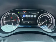 2023 Toyota Venza 2.0L CVT 2WD Luxury, белый — фото 12