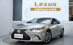 2022 Lexus ES 200 Luxury — фото 1