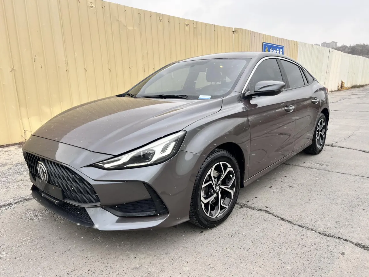 2021 MG MG5 180DVVT MT Luxury