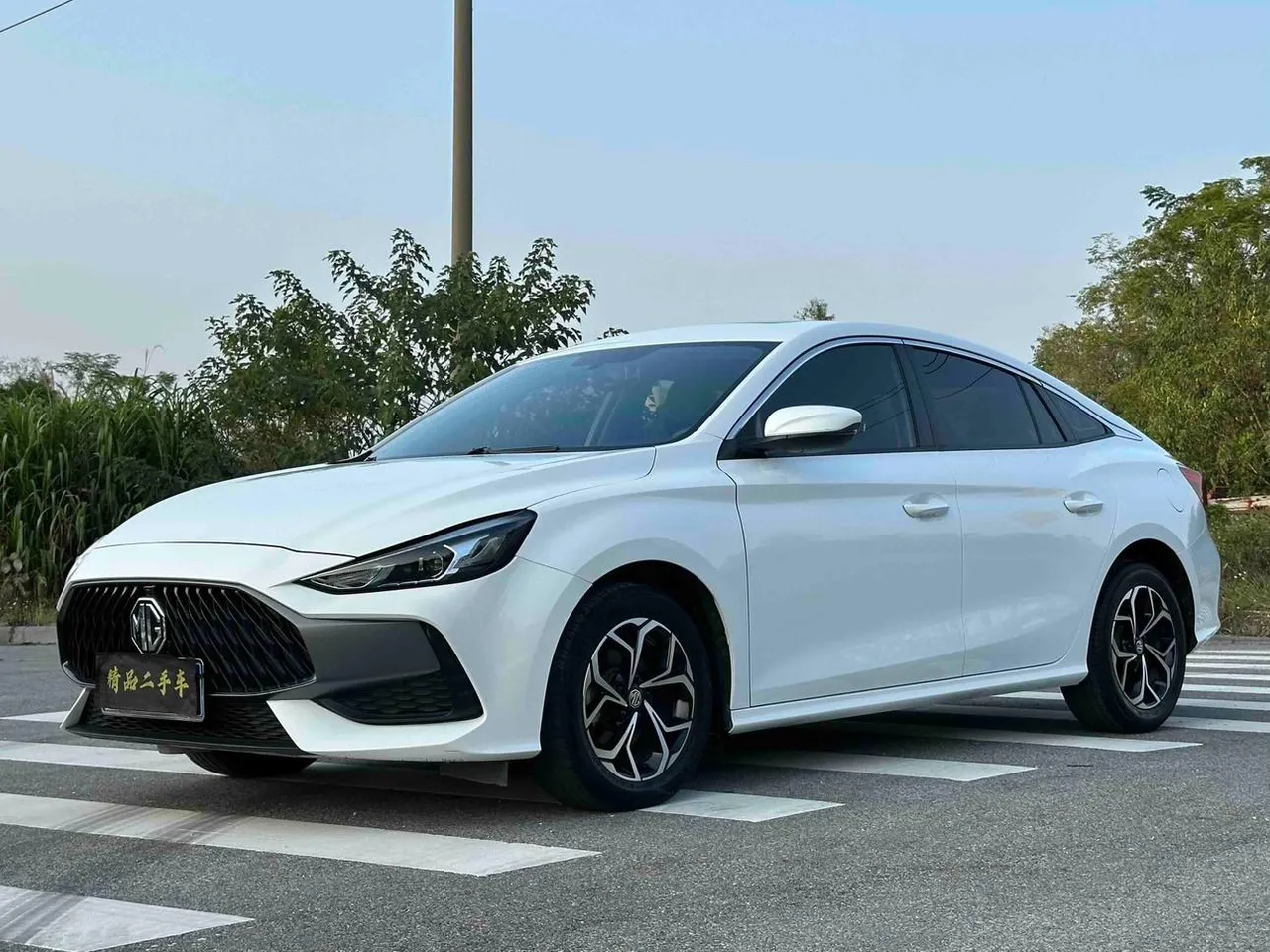2023 MG MG5 180DVVT CVT Luxury