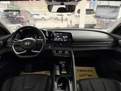 2023 Hyundai Elantra 1.5L CVT GLX Elite, синий — фото 9