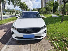 2022 Geely Emgrand 4th Gen 1.5L CVT Luxury, белый — фото 2