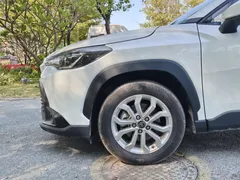 2023 Toyota Frontlander 2.0L CVT Elite, белый — фото 4