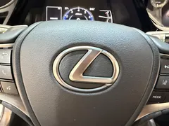 2022 Lexus ES 200 Excellence, белый — фото 14