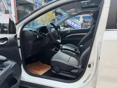 2021 Kia Yipao 1.4L CVT Sunroof, белый — фото 9