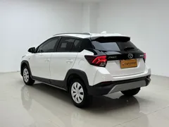 2022 Toyota Yaris L Zhixuan X 1.5L CVT Leading Plus, белый — фото 6