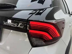 2022 Toyota Yaris L Zhixuan X 1.5L CVT Leading Plus, белый — фото 16