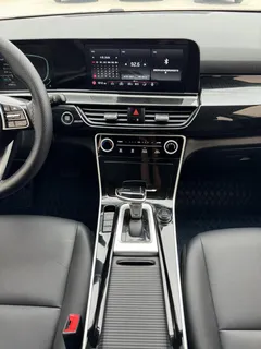 2023 Kia Seltos 1.5L IVT Comfort, белый — фото 15