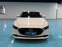 2023 Mazda Mazda3 2.0L AT, белый — фото 2