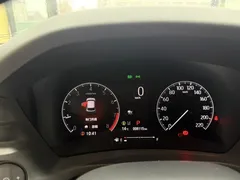 2023 Honda Vezel 1.5L CVT Luxury, зелёный — фото 15