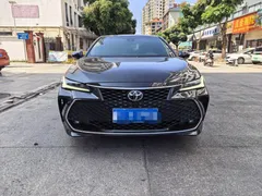 2022 Toyota Avalon 2.5L Touring Premium, чёрный — фото 2