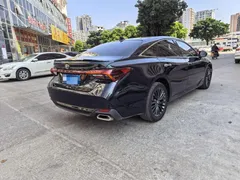 2022 Toyota Avalon 2.5L Touring Premium, чёрный — фото 4