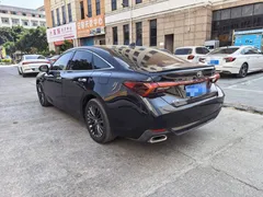 2022 Toyota Avalon 2.5L Touring Premium, чёрный — фото 6