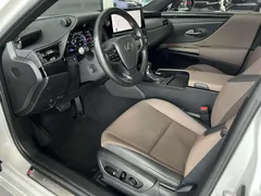 2022 Lexus ES 200 Excellence, белый — фото 10