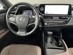 2022 Lexus ES 200 Excellence, белый — фото 11