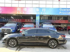 2022 Toyota Avalon 2.0L Luxury, чёрный — фото 3