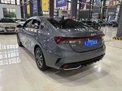 2023 Kia Cerato 1.5L IVT Luxury — фото 6