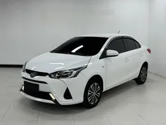 2022 Toyota Yaris L Zhixuan 1.5L CVT Leading Plus, белый — фото 1