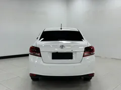 2022 Toyota Yaris L Zhixuan 1.5L CVT Leading Plus, белый — фото 5