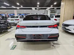 2023 Hyundai Elantra 1.5L CVT GLX Elite, белый — фото 3