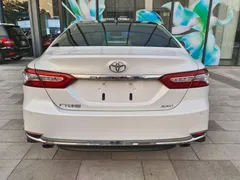 2023 Toyota Camry 2.5G Luxury, белый — фото 9