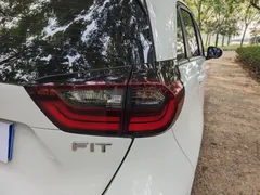 2023 Honda Fit 1.5L CVT, белый — фото 20