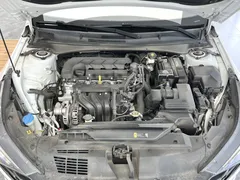2022 Hyundai Elantra 1.5L CVT GLX Elite, белый — фото 14