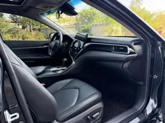 2023 Toyota Camry 2.0G Luxury, чёрный — фото 8