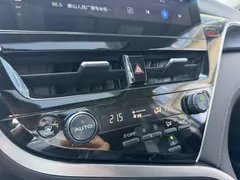 2023 Toyota Camry 2.0G Luxury, чёрный — фото 18