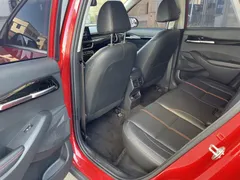 2021 Kia Seltos 1.5L CVT Trend, красный — фото 5