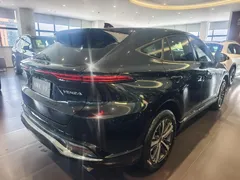 2023 Toyota Venza 2.0L CVT 2WD Luxury, чёрный — фото 10