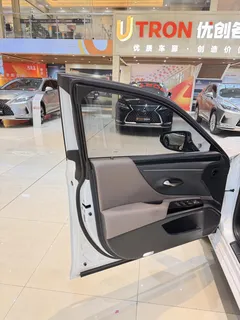 2022 Lexus ES 200 Excellence, белый — фото 19