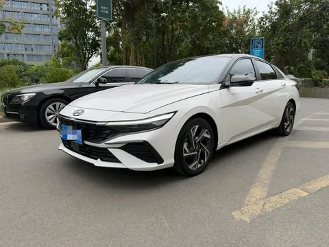 2023 Hyundai Elantra 1.5L CVT GLX Elite