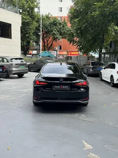 2022 Lexus ES 200 Excellence, чёрный — фото 8