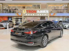 2021 Lexus ES 200 Luxury, чёрный — фото 4