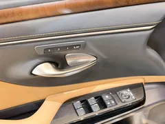 2021 Lexus ES 200 Luxury, чёрный — фото 10