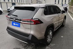 2022 Toyota Wildlander 2.0L 2WD Luxury Plus — фото 9