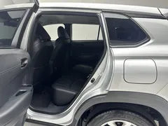 2023 Toyota Frontlander 2.0L CVT Elite — фото 13