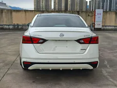 2021 Nissan Teana 2.0L XL Comfort, белый — фото 6