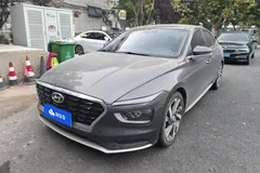 2021 Hyundai Mistra 1.8L MPi CVT Premium LUX — фото 1