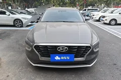 2021 Hyundai Mistra 1.8L MPi CVT Premium LUX — фото 3