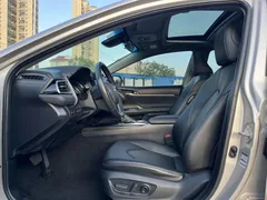 2021 Toyota Camry 2.0G Luxury — фото 4