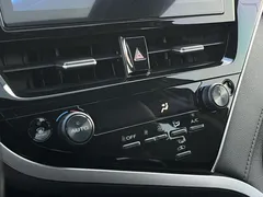 2021 Toyota Camry 2.0G Luxury — фото 17