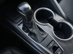 2021 Toyota Camry 2.0G Luxury — фото 18