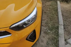 2021 Kia Yipao 1.4L CVT Sunroof, жёлтый — фото 2
