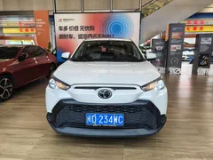 2022 Toyota Frontlander 2.0L CVT Leading, белый — фото 2