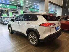 2022 Toyota Frontlander 2.0L CVT Leading, белый — фото 6