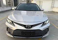 2021 Toyota Camry 2.5G Luxury — фото 3