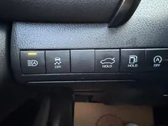 2021 Toyota Camry 2.5G Luxury — фото 21