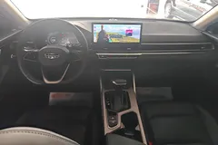 2023 Geely Emgrand 4th Gen 1.5L CVT Premium Champion, белый — фото 14